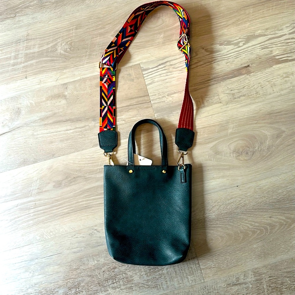 Navy crossbody with reversible strap NWT